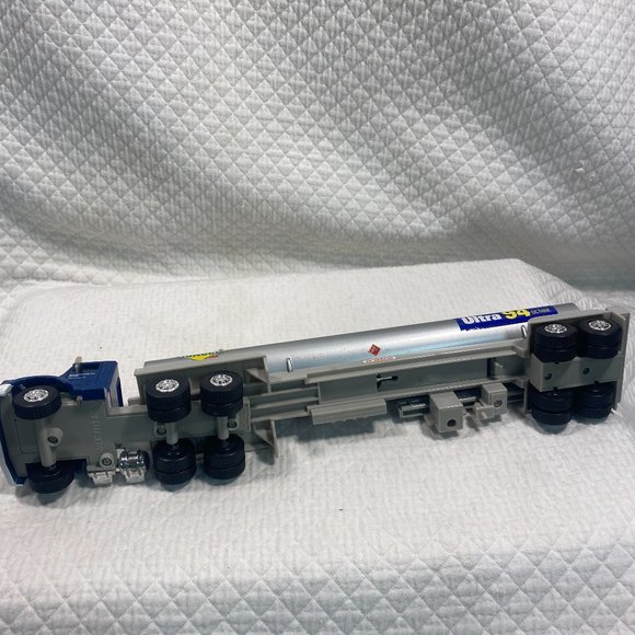 1994 Sunoco “Horn & Back-up alarm sounds” Tanker Truck, with running lights - Picture 11 of 15